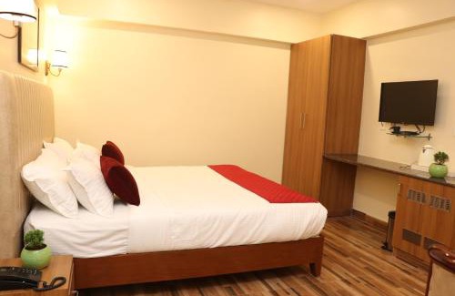 MVP Colony Hotel | Gadiraju Palace Convention Centre & Hotel