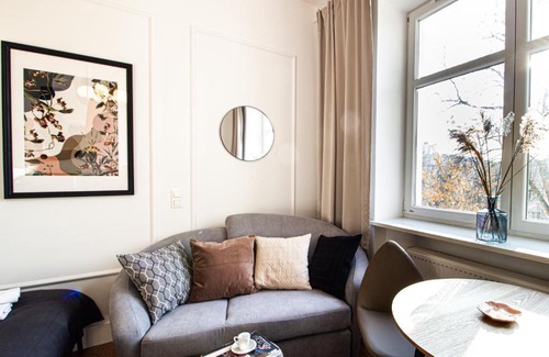 Sielce Apartment | Gagarina Royal Baths Studio