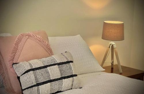 Marengo Apartment | Galbraith Beach Studios - Studio 2