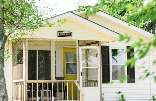 Stratford Cottage | Gallant Cottage-PEI Charm, updated cottage with AC near Charlottetown. Waterview