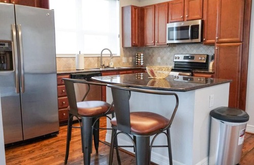 Uptown Apartment | Galleria Houston great views with balcony
