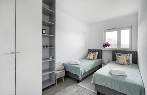 Targowek Apartment | Gama Home Glebocka 5D, 2-6 Guests