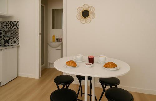 20th Arrondissement Apartment | GAMBETTA résidences hôtel Paris centre