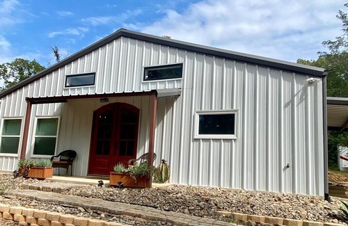Mineola House | Game On! Modern Lake House Getaway