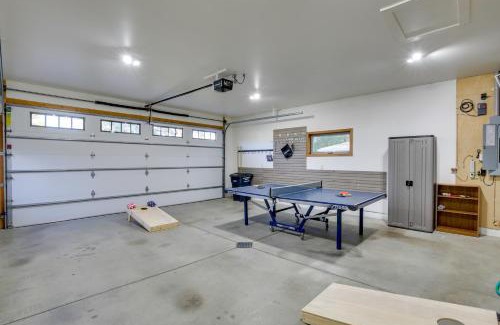 Lake Park House | Game Room and Views Family Retreat on Silver Lake