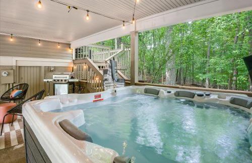 Massanutten House | Game Room Hot Tub Mins to Slopes Fire Pit