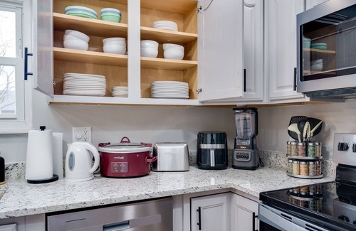 Huber Heights House | Game Room | King Bed | Near WPAFB, Airport
