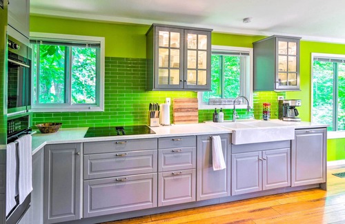 Lake Lure Cabin | Game Room & Mountain Views: Lake Lure Retreat!