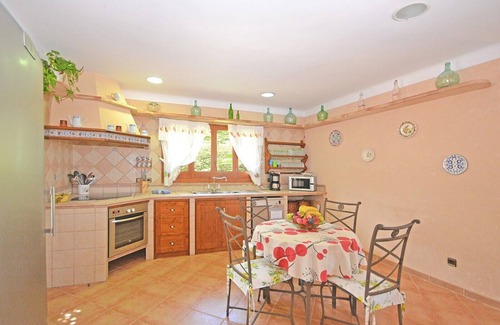 Muro Cottage | Gamundi - Charming country house with garden and pool 3 km from the beach