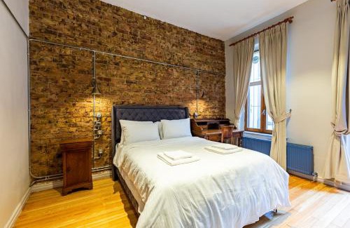 Galata Apartment | Ganbaru Tours - Private Triplex&Duplex
