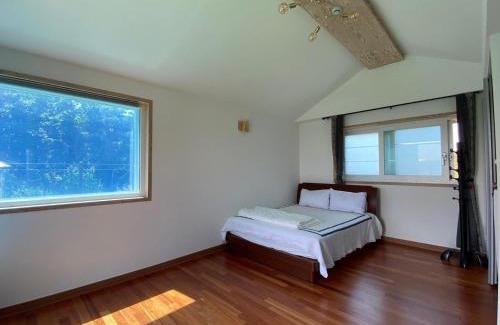 Ganghwa House | Ganghwa nolumog byeoljang