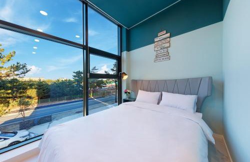 Gangneung Villa | Gangneung joeungot poolvilla