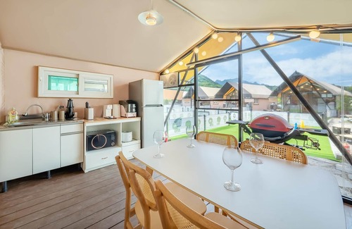 Gapyeong House | Gapyeong Dangdangi Pet Glamping Gold