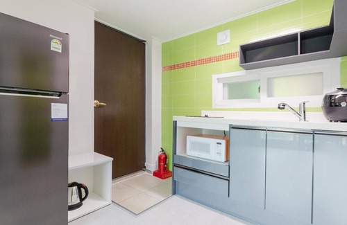 Buk House | Gapyeong Haneulsup Spa Pension