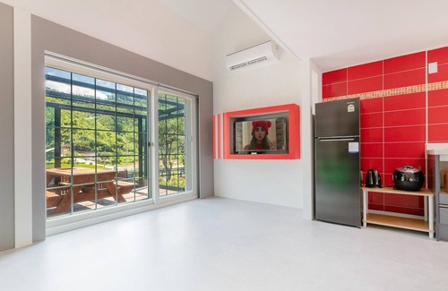 Buk House | Gapyeong Haneulsup Spa Pension