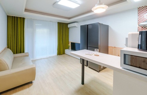 Buk House | Gapyeong Mungkeul House Pension