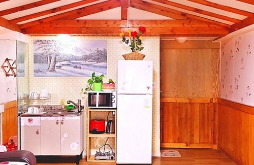 Oeseo House | Gapyeong Perfume of Wildflower Pension
