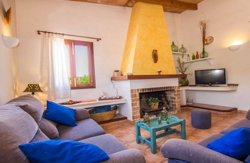 Manacor House | Garballons - Pretty house with large garden and pool