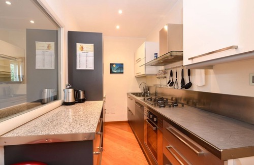 Sirmione Apartment | Garda Amore: Deluxe Two-Bedroom Residence with Lake View in Sirmione Old Town