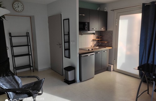 Montauban House | Garden and spa gite in town