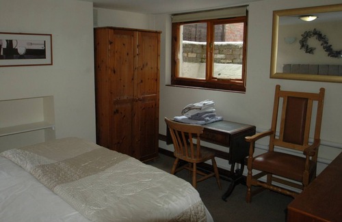 Tring Apartment | Garden Apartment Tring Sleeps 2 - 3