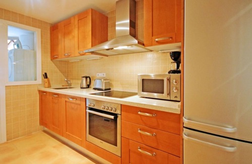 Benahavis Apartment | Garden apt in La Torre, Los Arqueros Golf Club