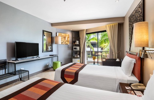 North Pattaya Resort | Garden Cliff Resort and Spa
