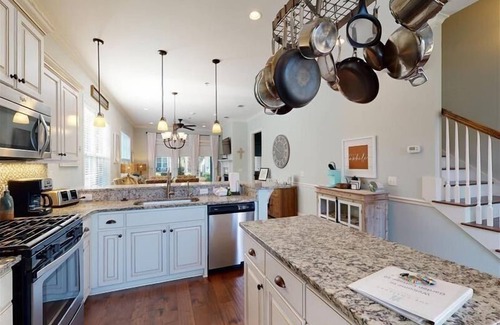 Jekyll Island House | Garden Cottage 10 - Jekyll's Hyde Away