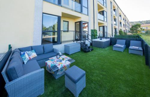 Fisterra Apartment | Garden Fisterra - Jacuzzi, Jardín Privado y Vista Mar