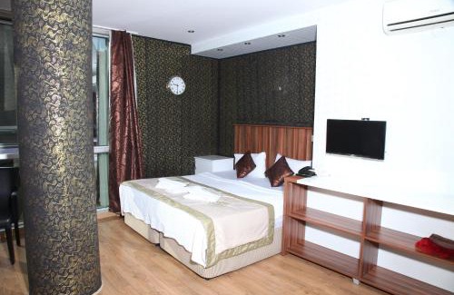 Uskudar Hotel | garden hill hotel