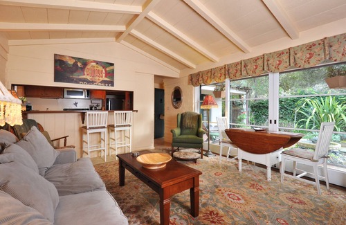 Carmel Point House | Garden home a block from the beach