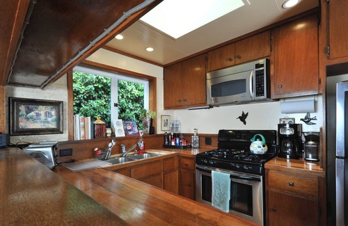 Carmel Point House | Garden home a block from the beach