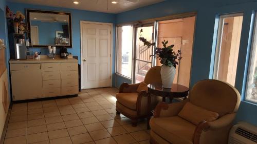 Shepherdsville Hotel | Garden Inn and Extended Stay