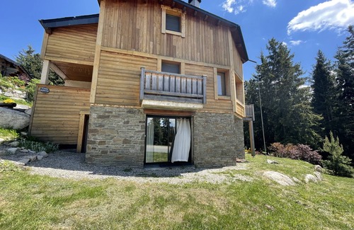Bolquere Ski Chalet | Garden level Chalet les Silènes Bolquere