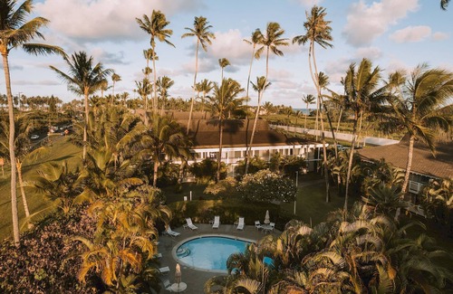 Wailua Apartment | Garden Oasis: Reconnect with Nature! Room w/Balcony! 3 Outdoor Pools