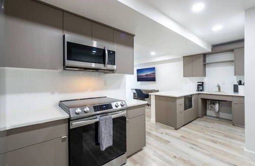 North Naples Hotel | Garden Studio - 1 Bed, 1 Bath, & Full Kitchenn