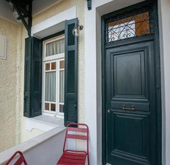 Khalandrion Apartment | Garden-studio in a mansion-Athens-Chalandri center