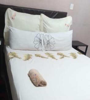 Greater Johannesburg Metropolitan Area House | Garden View Guesthouse Fleurhof