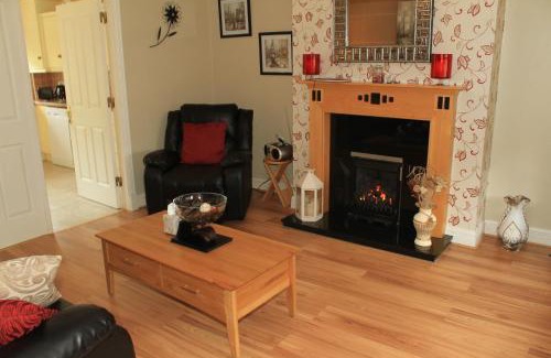 Mohill House | Garden View Self Catering Lough Rynn