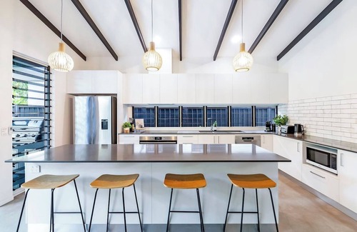The Gardens Villa | Gardens Villa A Sumptuous Poolside Family Oasis