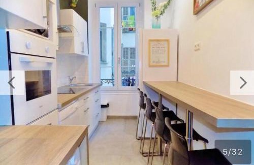 Riquier Bed & Breakfast | GARE 5 minutes GARIBALDI RÉPUBLIQUE chambre PRIVEE non FUMEUR pour voyageurs CALMES TRAM au pied de l'immeuble