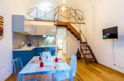 Roman Quarter Apartment | Garibaldi 13