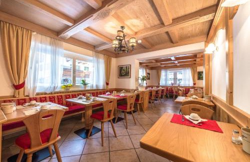 Fontanazzo House | Garni Tyrolia