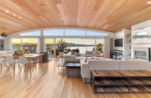 Onetangi House | GARRATT VIEW | Coast & Country | WINTER DEAL- Stay for 3, Pay for 2