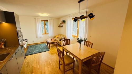 Kaindorf Apartment | Gartenwohnung mit Weitblick
