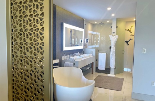Cabo San Lucas Resort | Garza Blanca 5 star Luxury Resort & Spa: 1 bedroom studio at Los Cabos Beach