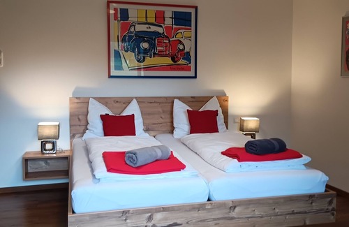 Mittersill Bed & Breakfast | Gästehaus HuberFour-bed room with balcony