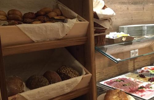 Poecking Hotel | Gasthaus Georg Ludwig Maising