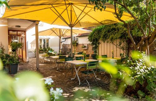 Sulzfeld am Main Hotel | Gasthaus & Weingut zum Stern