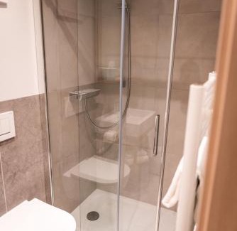 Sulzfeld am Main Hotel | Gasthaus & Weingut zum Stern